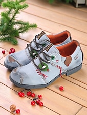 preiswerte Damenschnürschuhe-Grüne Oxford-Schnürschuhe aus Leder für Damen mit roten Nähten, handgefertigte Retro-Freizeitschuhe für Damen, perfekt für Weihnachtsoutfits und den Alltag im Herbst