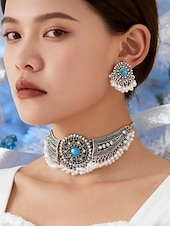 voordelige Dames ketting-Zilveren parelchoker sieradenset voor dames voor kerstfeest, vintage kristallen ketting en oorbellenset voor feestdagen &amp;elegante avondevenementen
