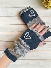 abordables Guantes de mujer-Guantes de punto navideños para mujer con diseño de corazón bordado, varios colores, accesorios de invierno acogedores para la temporada navideña.