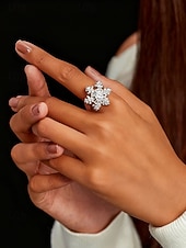 Недорогие Женские кольца-женское рождественское вращающееся кольцо в форме снежинки, регулируемое золотое и серебряное персонализированное украшение из кристаллов, элегантное праздничное коктейльное кольцо, идеально подходит для вечеринок и подарков