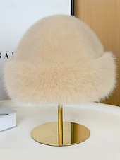 Damskie zimowe berety ze sztucznego futra, miękkie, puszyste i ciepłe czapki w stylu vintage, eleganckie, wielokolorowe czapki na świąteczne stylizacje i na zimną pogodę tanie Kapelusze damskie-Damskie zimowe berety ze sztucznego futra, miękkie, puszyste i ciepłe czapki w stylu vintage, eleganckie, wielokolorowe czapki na świąteczne stylizacje i na zimną pogodę