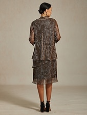 billige Kjoler til nyttårsaften-Dame Midikjole Skiftkjole Plissert kjole Grime kjole Elegant Fest Formelt Fest Bryllupsgjest Cocktailfest Normal Helfarge Ermeløs Crew-hals Brun Sommer Vår Høst Vinter