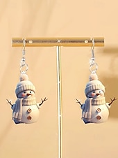 ieftine Accesorii de Crăciun-Cercei acrilici pentru femei cu model om de zăpadă de Crăciun – design festiv cu eșarfă și căciulă, perfecți pentru petreceri și ținute de iarnă