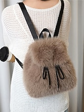 abordables Sacs à Dos de Mode-Sac à dos en fausse fourrure pour femme, sac à dos élégant avec cordon de serrage pour une tenue décontractée, matière en peluche douce, parfait pour un usage quotidien et les tenues d'hiver
