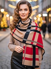abordables Bufandas de mujer-Bufanda a cuadros de poliéster para mujer, acogedora y elegante para el invierno, regalo de Navidad perfecto en varios colores.