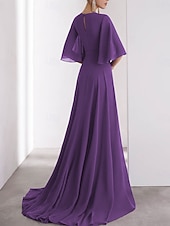 levne Šaty na ples-Overal pro matku nevěsty Šaty pro svatební hosty Elegantní vintage V výstřih podlahové délky chiffon s krátkým rukávem s nařasenými volánky