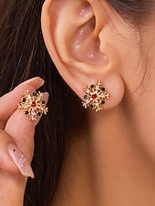 billige Øredobber for kvinner-Julesnøfnuggøredobber til dame – legering og imiterte perler, festlige røde, grønne og klare steiner, perfekt til høytidsfester og gaver