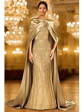 preiswerte Ballkleider-Schlauchkleid Bodenlang Ballkleid mit Cape Abendkleid Festliche Kleidung Elegant Vintage Glitzernd Ärmellos Rundhalsausschnitt Formell Hochzeit Champagnerfarbenes Brautmutterkleid Satin