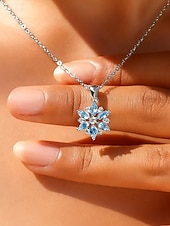 voordelige Dames ketting-dames sneeuwvlok hanger ketting met blauwe kristallen, elegante winter sieraden voor kerstfeestjes en vakantiecadeaus