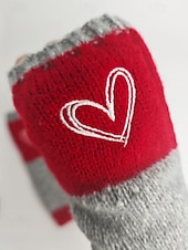 abordables Guantes de mujer-Guantes de punto navideños para mujer con diseño de corazón bordado, varios colores, accesorios de invierno acogedores para la temporada navideña.