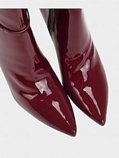 levne Módní boty-Dámské vínové lakované kozačky z imitace kůže se zlatou přezkou, špičatou špičkou a stylovým jehlovým podpatkem, ideální na Vánoce, vánoční večírky a slavnostní příležitosti.