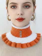 abordables Bufandas de mujer-Cuello de punto navideño para mujer, suave y acogedor, con volantes, disponible en varios colores. Ideal para el invierno y las fiestas.