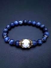 economico Gioielli da uomo-Bracciale da uomo in pietra naturale – design regolabile con perline e dettaglio a corona, disponibile in più colori, perfetto per l'abbigliamento casual e per le occasioni speciali