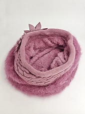 billige Juletilbehør-Dame vinterberet med 3D-blomster – mykt fuskepelsmateriale med fleecefôr, stilig strikkedesign, tilgjengelig i flere farger, perfekt for kaldt vær og høytidsklær