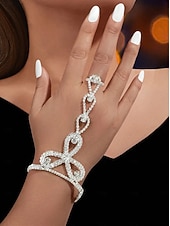 abordables Pulsera de mujer-Pulsera nupcial de cadena de mano con diamantes de imitación para mujer con anillo: joyería de boda de cristal brillante para novias y damas de honor. &amp;ocasiones formales
