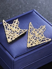 economico Cravatte e papillon da uomo-spilla con punte per colletto in lega da uomo: elegante design vintage con dettagli in cristallo, disponibile in più colori, perfetta per eventi formali e abbigliamento da lavoro