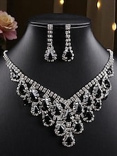 abordables Collier pour femme-Ensemble collier et boucles d'oreilles pendantes en argent plaqué violet pour femme - bijoux de mariée élégants en cristal pour mariages, bals de fin d'année et soirées habillées