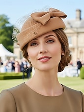 Недорогие Рождественские аксессуары-женская рождественская шапка из искусственной шерсти, с бантом и сеткой, несколько цветов для праздничных мероприятий, идеально подходит для торжеств и зимней моды