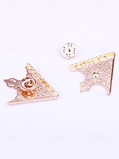 economico Cravatte e papillon da uomo-spilla con punte per colletto in lega da uomo: elegante design vintage con dettagli in cristallo, disponibile in più colori, perfetta per eventi formali e abbigliamento da lavoro