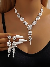 voordelige Valentijnsdag-Gouden damesketting en oorbellenset met strass-steentjes - elegante, glinsterende sieraden voor feest- en avondgelegenheden