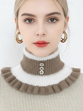 abordables Bufandas de mujer-Cuello de punto navideño para mujer, suave y acogedor, con volantes, disponible en varios colores. Ideal para el invierno y las fiestas.