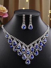 abordables Collier pour femme-Ensemble collier et boucles d'oreilles pendantes en argent plaqué violet pour femme - bijoux de mariée élégants en cristal pour mariages, bals de fin d'année et soirées habillées