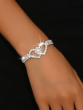 halpa Naisten rannekoru-Naisten kimalteleva strassilla koristeltu sydänrannekoru - elegantti kristallilenkkikuvio, siro ja näyttävä rannekoru juhliin ja iltoihin &amp;erityistapahtumat