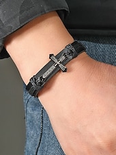 halpa Miesten korut-Miesten keinonahkainen ristirannekoru, säädettävä koko, kestävä ja tyylikäs, sopii erinomaisesti arkeen ja vapaa-aikaan