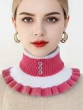 abordables Bufandas de mujer-Cuello de punto navideño para mujer, suave y acogedor, con volantes, disponible en varios colores. Ideal para el invierno y las fiestas.