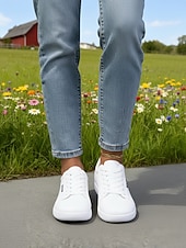 abordables Zapatillas de mujer-Zapatillas clásicas blancas de piel sintética de corte ancho para mujer: zapatos planos informales con cordones para tenis, caminar, la escuela y uso diario.