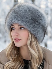 levne Dámské klobouky-Dámská vánoční čepice z umělé kožešiny - měkká a teplá, více barevných variant, perfektní sváteční doplněk na zimu, stylová a útulná pokrývka hlavy na vánoční večírky a venkovní akce
