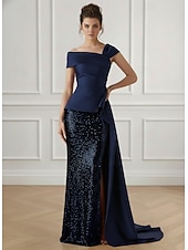 preiswerte Ballkleider-Schlauchkleid Bodenlange Schleppe Abendkleid Ballkleid mit Überrock Festliche Kleidung Elegant Promi-Stil Ärmellos Schulterfrei Gartenparty Hochzeit Stretch Satin Paillettenbesetzt mit Falten