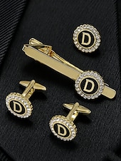 Недорогие Свадьба ACC-Комплект из мужского зажима для галстука, запонок и булавки для лацкана из сплава – элегантный черно-золотой дизайн с кристаллами, персонализированный 26 инициалами, идеальный подарок для официальных мероприятий и делового дресс-кода