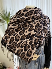 levne Dámské šátky-Dámská šála s leopardím vzorem – měkká a pohodlná polyesterová tkanina, dostupná v několika barvách, ideální pro běžné nošení i v zimě.