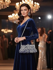 abordables Pochettes et sacs à main de soirée-Pochette à sequins pour femme – en polyester, multicolore, ornée de motifs floraux métallisés, avec bandoulière chaîne, idéale pour les mariages, les fêtes et les soirées.