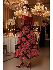 billige Cocktailkjoler-A-Linje Jacquard Cocktail Kjoler Elegant Formell Kjole Formell Bryllup Te Lengde Langermet V-hals Sateng med Folder Perlerisk Blonde Applikasjon