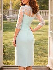 baratos Conjuntos de vestidos para mamãe-Duas Peças Tubinho Até os Joelhos Vestido de convidada de casamento Vestido Para Mãe dos Noivos Manga 3/4 Decote Princesa Elegante Tamanhos Grandes Convidado do casamento Igreja Chiffon Renda