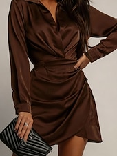 abordables mini robe noire-Femmes Mini Robe Robe en Satin Robe Chemise Robe froncée Moderne Quotidien Sortir Week-end Coupe régulière Uni manche longue Col de chemise Noir Vert foncé Marron Rose rouge Printemps Automne