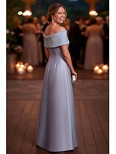 economico Abiti da sera a tubino-Linea ad A Tubino Colonna Lunghezza al pavimento Abito Formale Abito da sera Abito a mantella Abito da Sera Da principessa Abito formale Elegante Monocolore Senza Maniche Senza Spalle Matrimonio