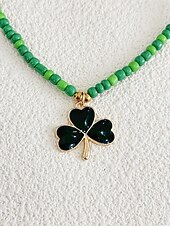levne Příslušenství-Dámský náhrdelník s trojlístkem ze slitiny a akrylu s různými styly přívěsků, zelené korálky, ideální na Den svatého Patrika i na každodenní nošení