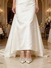 tanie Panna młoda-białe ślubne buty na obcasie typu slingback dla panny młodej – eleganckie buty ślubne ze spiczastym noskiem i klamrą z kryształkami