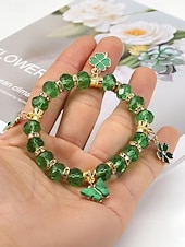  Dámský náramek s přívěsky ke Dni svatého Patrika, přívěsek se zeleným trojlístkem, korálkový design v různých stylech, slitina a umělé krystaly, slavnostní irské párty šperky pro ženy