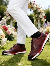 abordables Baskets de Costume-Chaussures de course pour homme en cuir bordeaux – un design sportif et un confort optimal, parfaites pour les mariages décontractés, les événements en plein air et les week-ends.