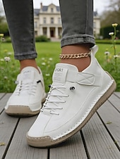 abordables Baskets femme-Baskets rouges décontractées pour femmes - chaussures confortables à lacets avec coutures apparentes et détails contrastés, idéales pour les promenades quotidiennes, les courses en extérieur, les brunchs et les sorties décontractées.