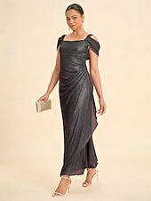 Χαμηλού Κόστους Φορέματα με παγιέτες-Γυναικεία Μακρύ φόρεμα Φόρεμα σε ευθεία γραμμή Κομψό Βραδινό Πάρτυ Επισκέπτης γάμου Γκλίτερ Σπινθηροβόλο Δίχτυ Κανονικό Συμπαγές Χρώμα Αμάνικο Ώμοι Έξω Ασημί