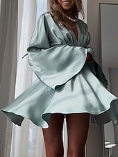 halpa Yksinkertainen mekko-Naisten Mini mekko Satiini mekko Tanssiaispuku Juhlamekko Coctail-asu Muoti Moderni Iltajuhlat Juhla Cocktailjuhla Normaali Tavallinen Pitkähihainen V kaula-aukko Musta Ruskea Apila Harmaa Kevät Syksy