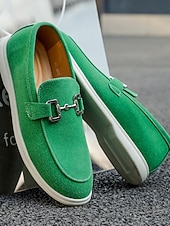  mocassini da uomo con fibbia verde: design elegante e comodo, ideali per il giorno di San Patrizio, abbigliamento casual e comfort quotidiano