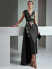 Sheath Column Floor Length Beaded Eembroidered Formal Dresses Mother of the Bride Dress Cocktail Dresses Ball Gown with Overskirt Elegant Glittering Floral Sleeveless V Neck Wedding Formal Satin