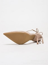 economico Invitato al matrimonio-scarpe con tacco alla caviglia in pelle scamosciata color carne da donna: eleganti décolleté a punta stiletto per matrimoni al chiuso, invitati a nozze e scarpe eleganti per feste formali