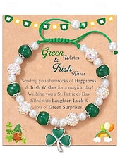  Női ötvözetből és akrilból készült lóheréből készült karkötő és fülbevaló szett, zöld és fehér gyöngyökkel, tökéletes Szent Patrik-napra és mindennapi viseletre.